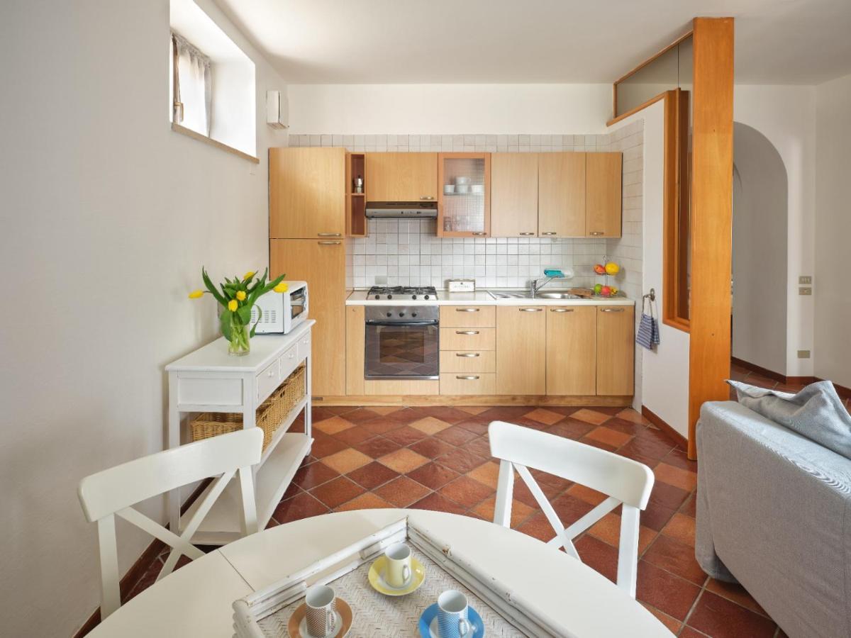 Cason Degli Ulivi Apartment Rivoli Veronese Bagian luar foto